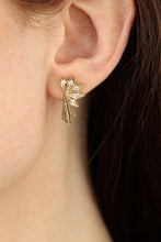 Load image into Gallery viewer, Ray of Light Earrings
